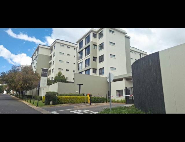 2 BEDROOM APARTMENT FOR SALE IN HYDE PARK